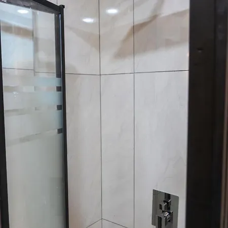 Hotel Rain 4*