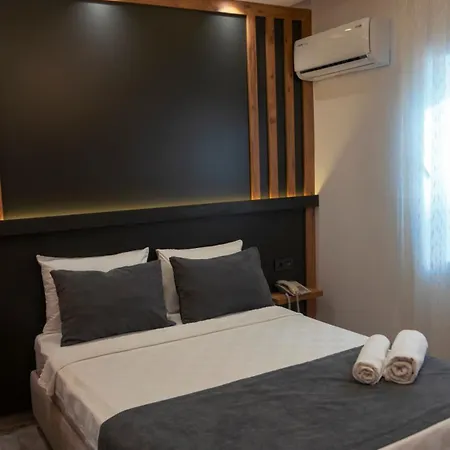Rain Hotel 4*