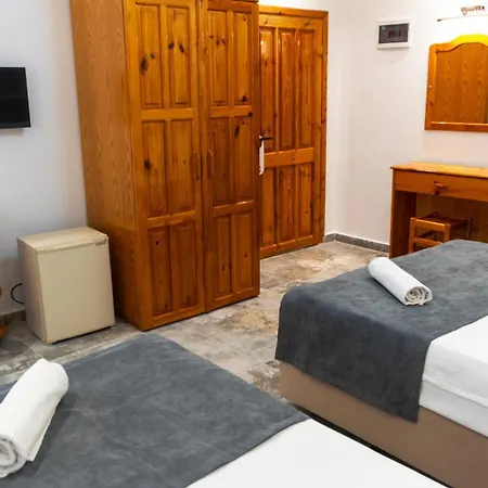 Rain Hotel 4*